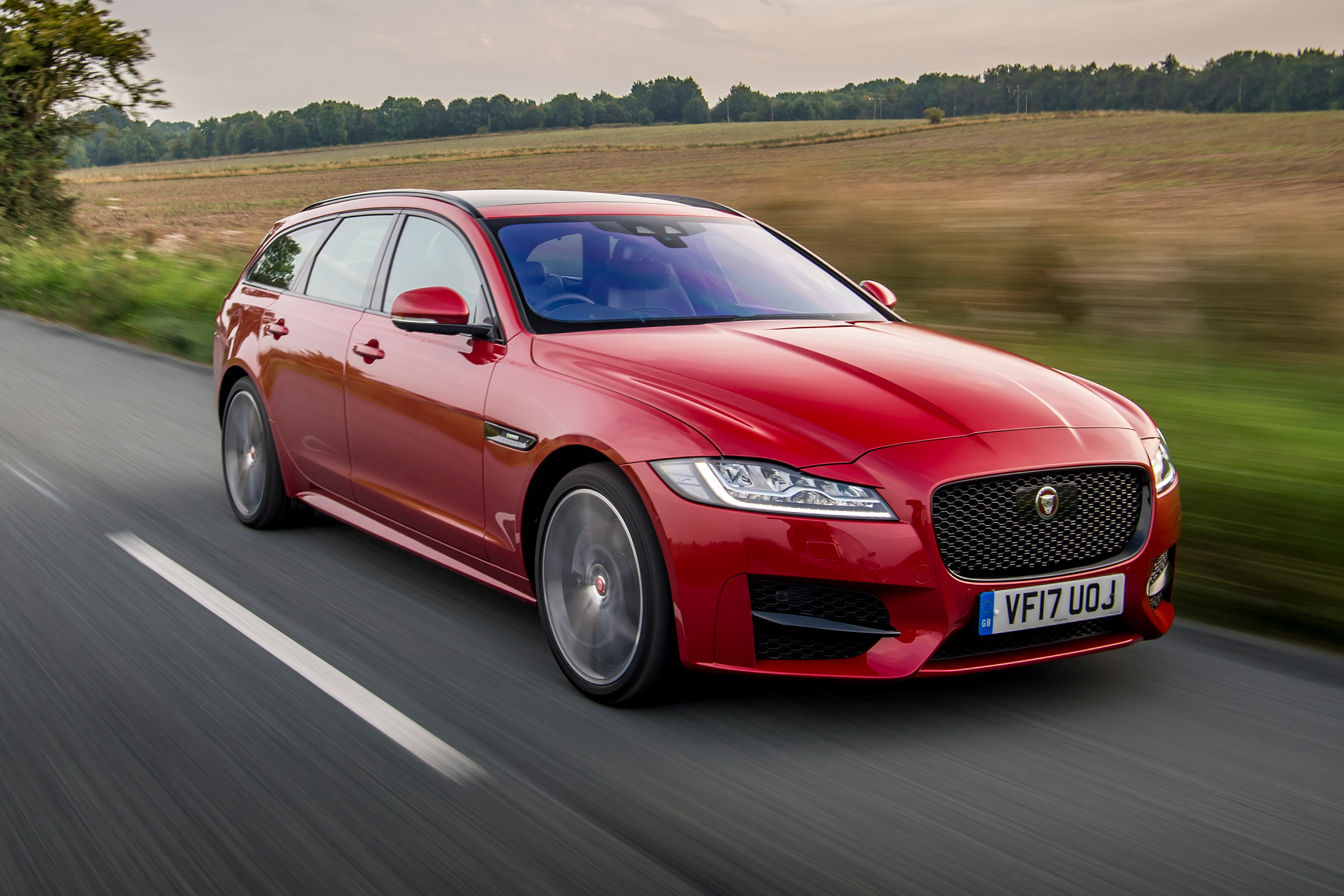 Jaguar XF Sportbrake - front