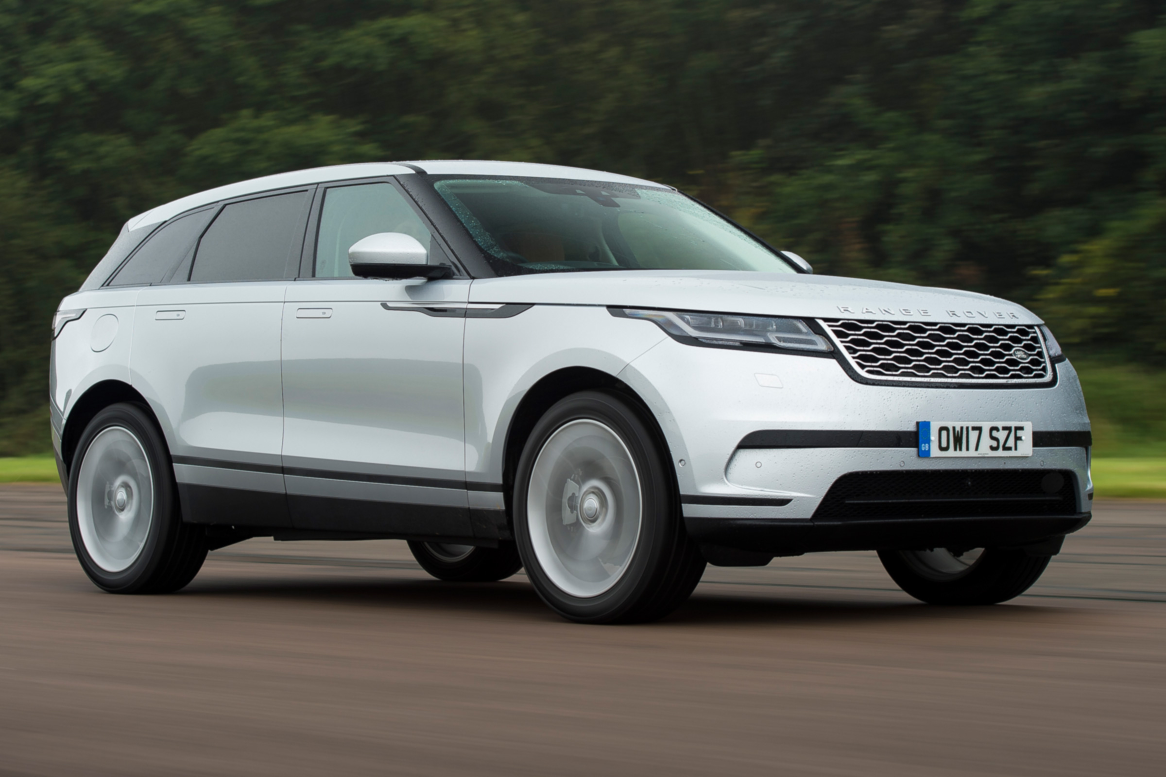 Range Rover Velar - front action