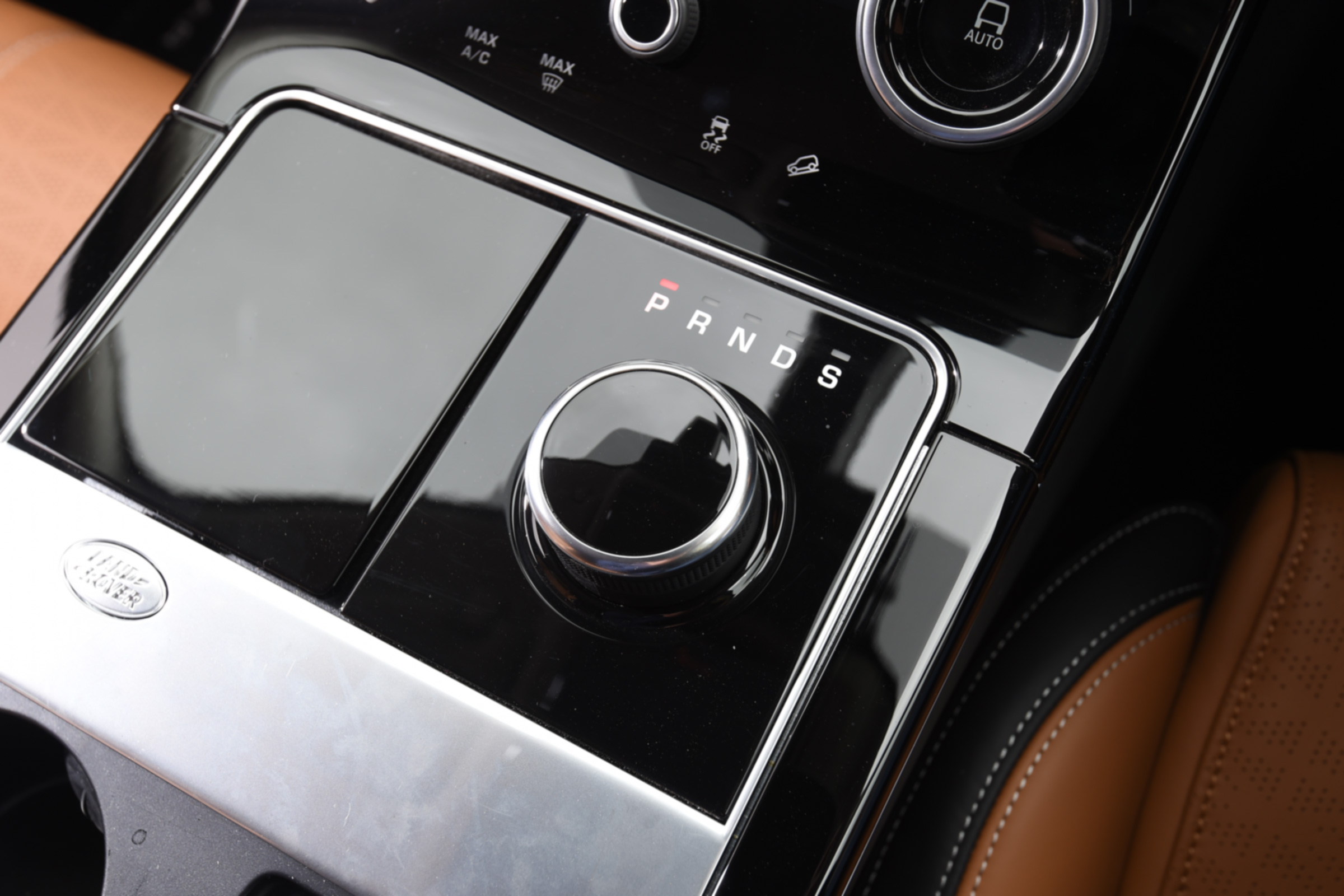Range Rover Velar - transmission