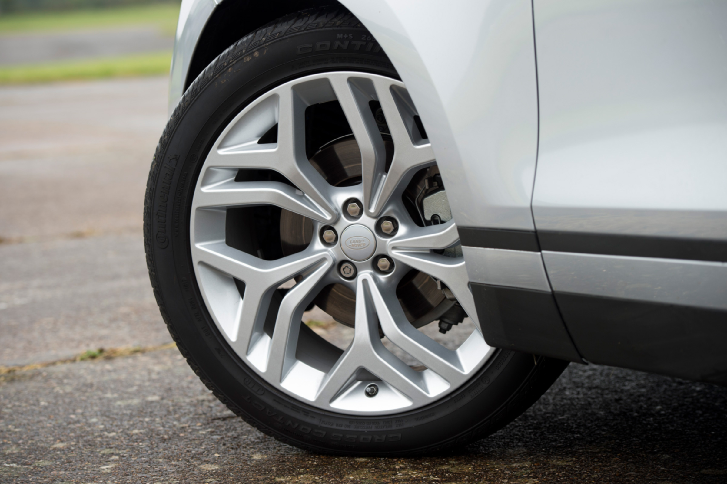 Range Rover Velar - wheel
