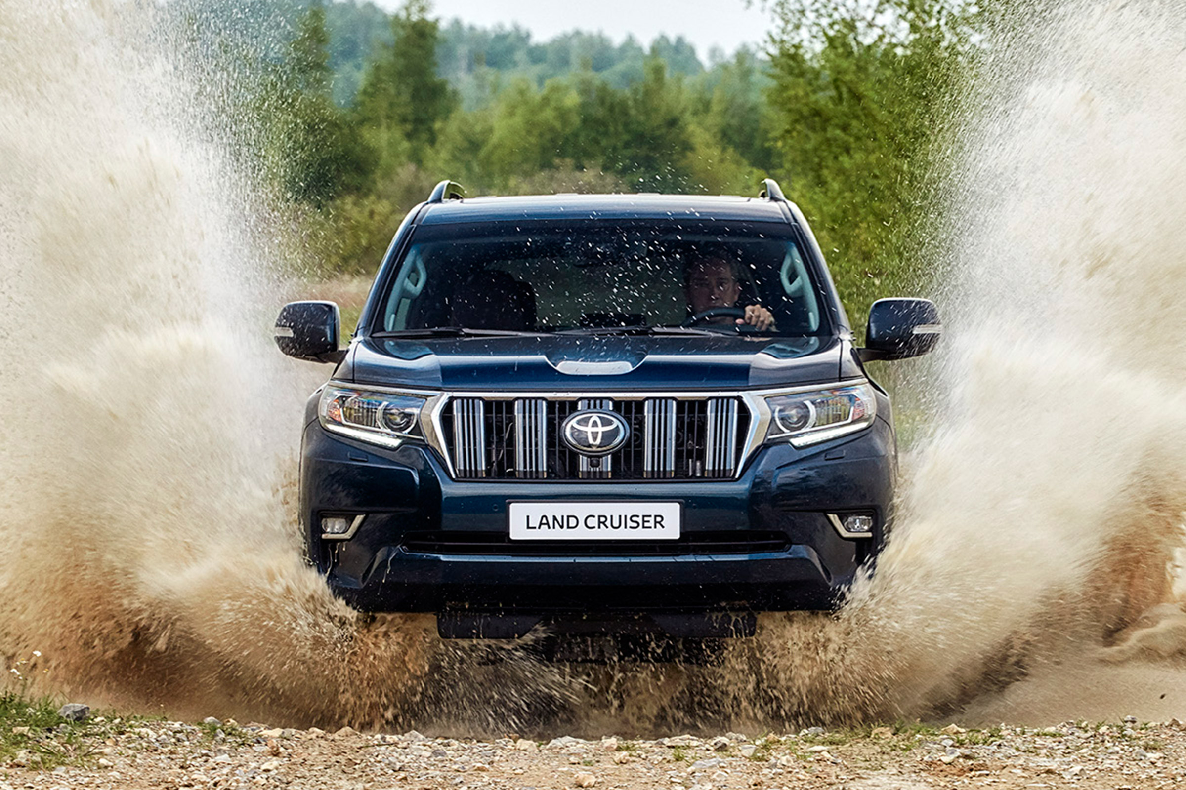 2018 Toyota Land Cruiser facelift front
