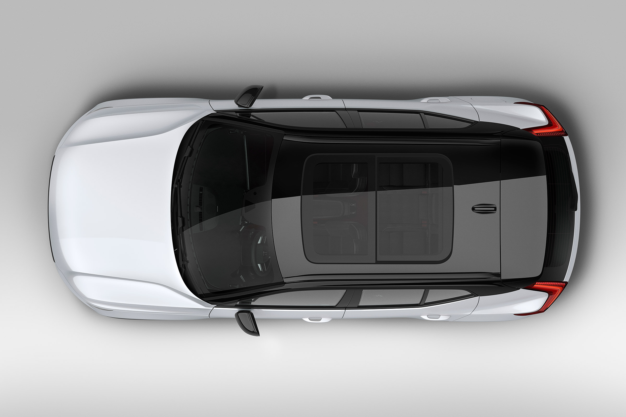 Volvo XC40 - above