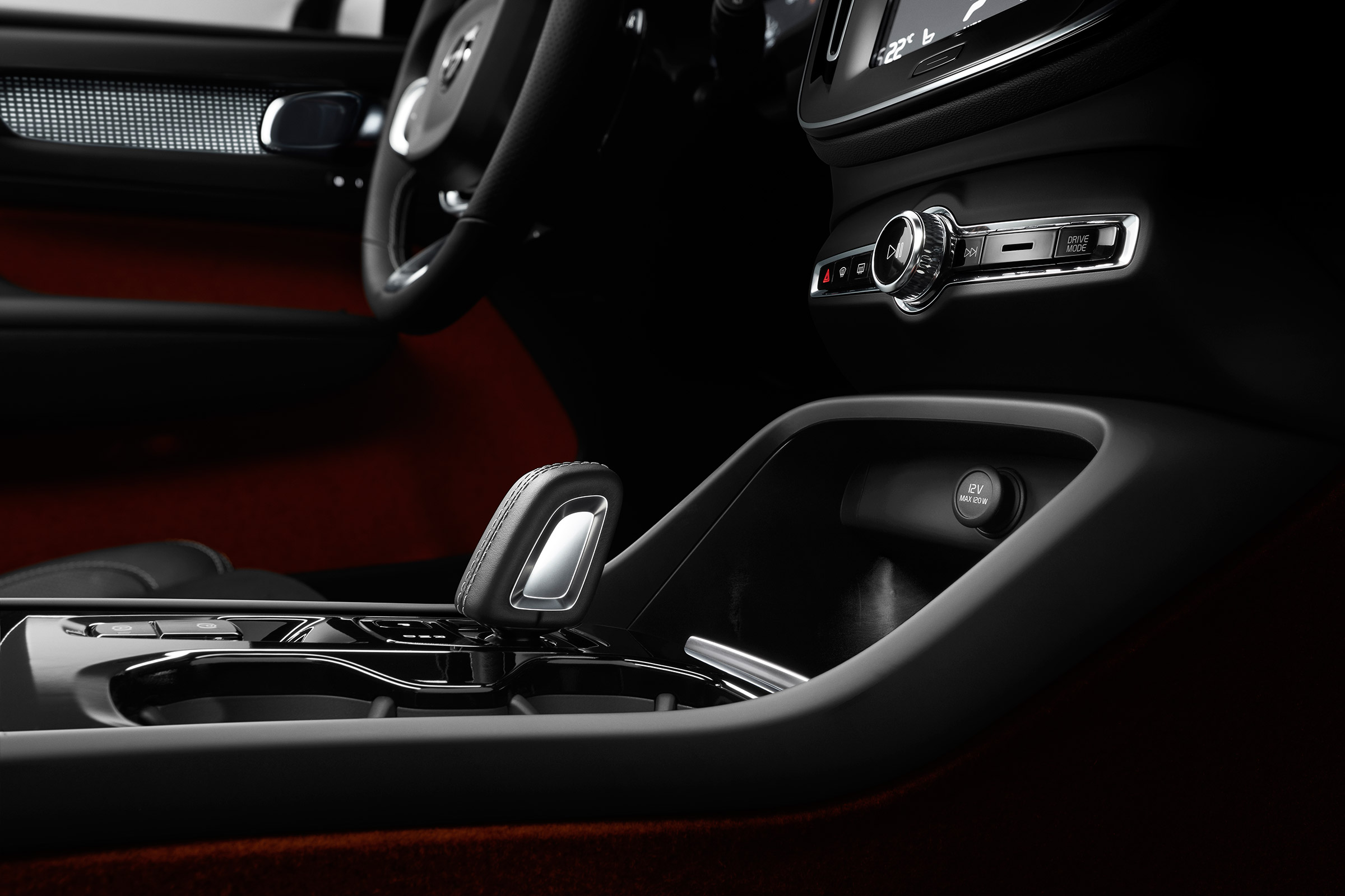 Volvo XC40 - transmission