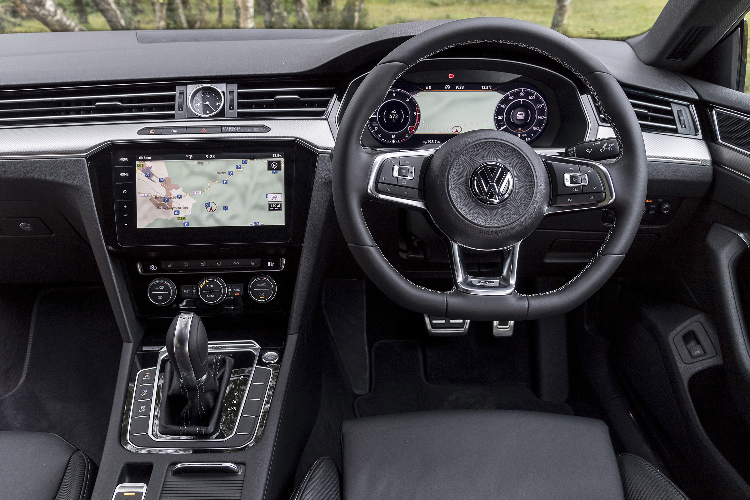 Volkswagen Arteon - dash