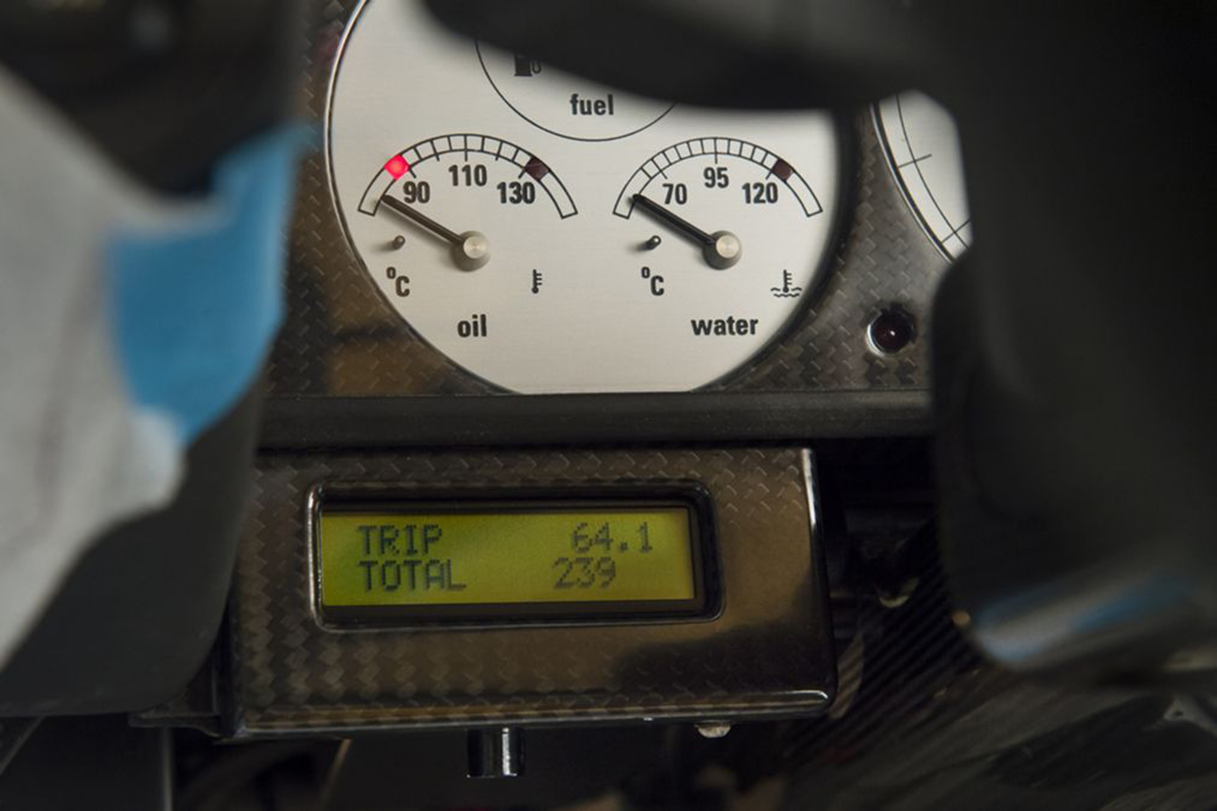 McLaren F1 Yellow odometer