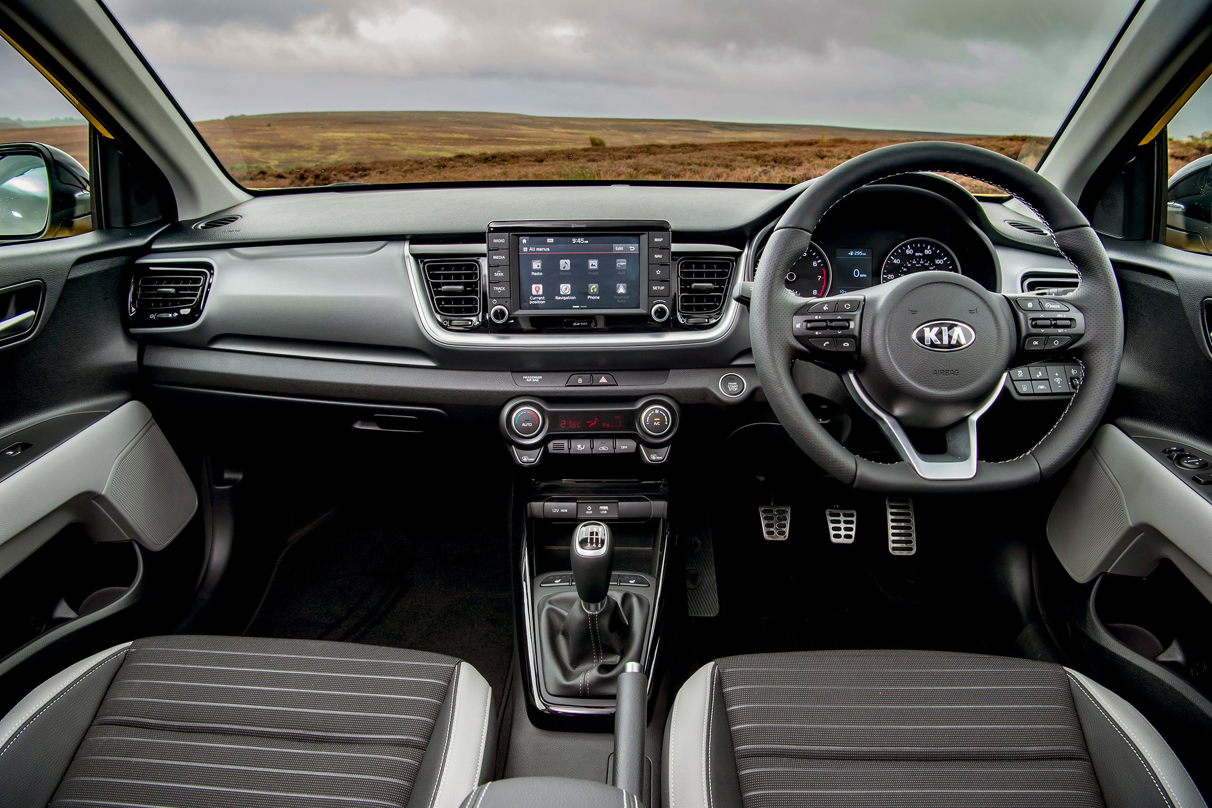 Kia Stonic UK review - interior