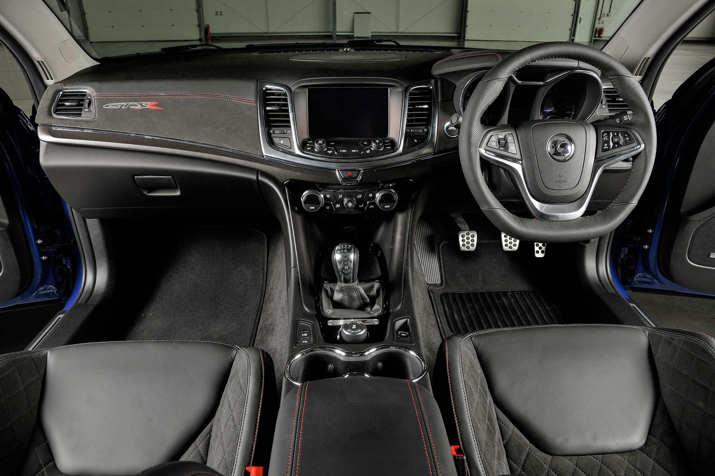 Vauxhall VXR8 GTS-R - interior