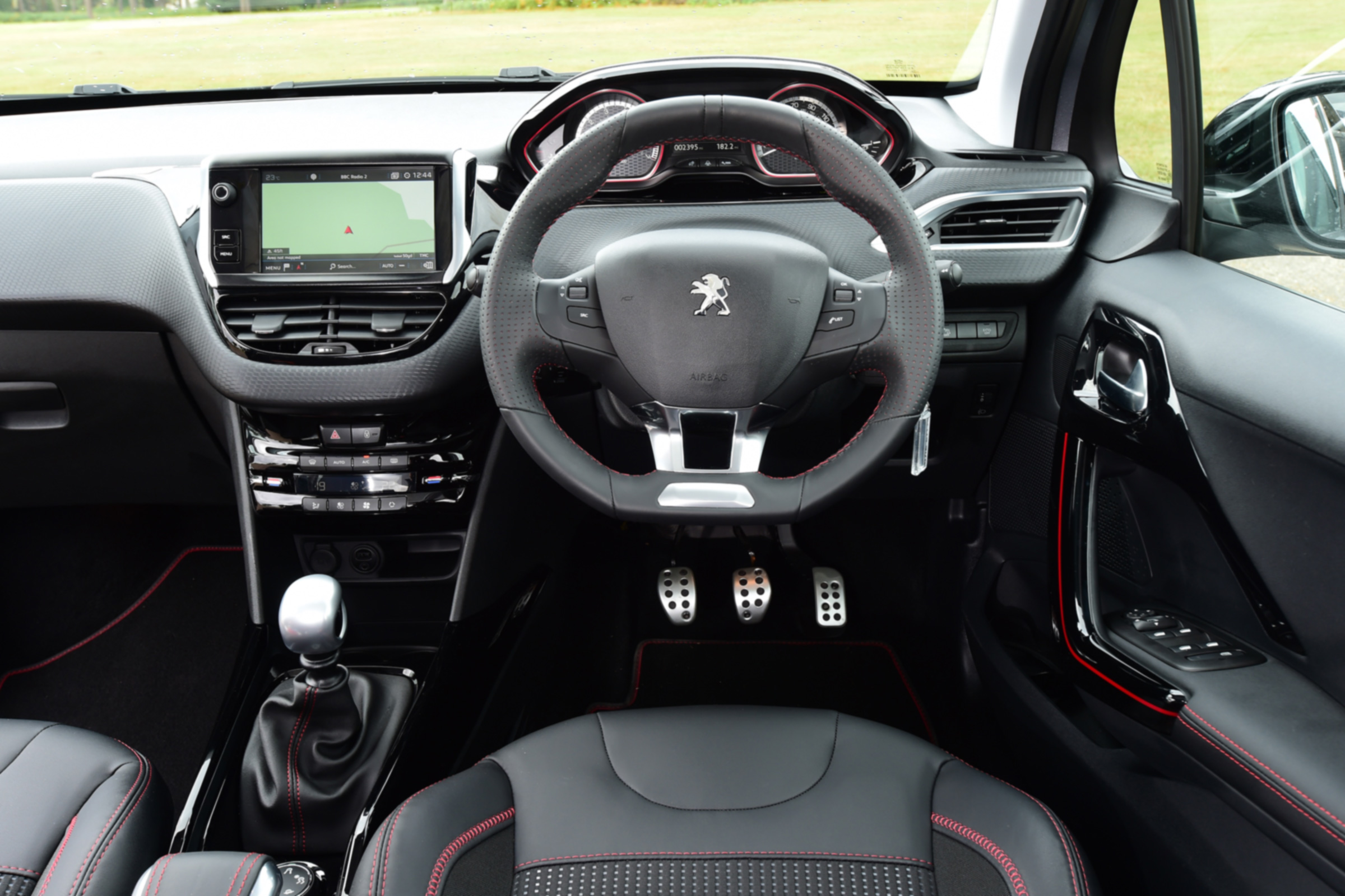 Peugeot 2008 - interior