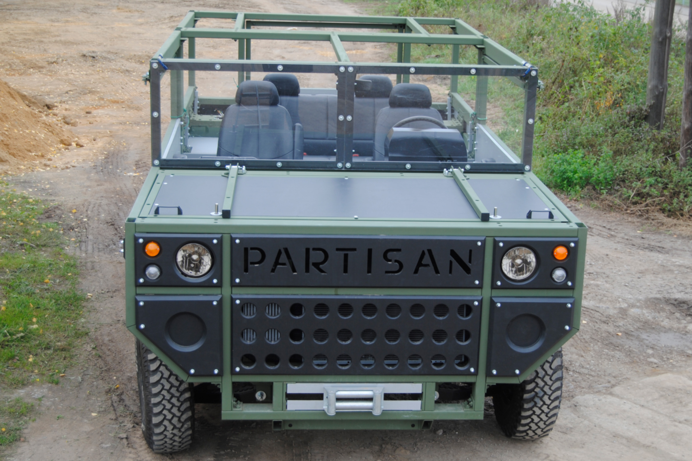New Partisan One - bonnet