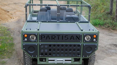 New Partisan One - bonnet