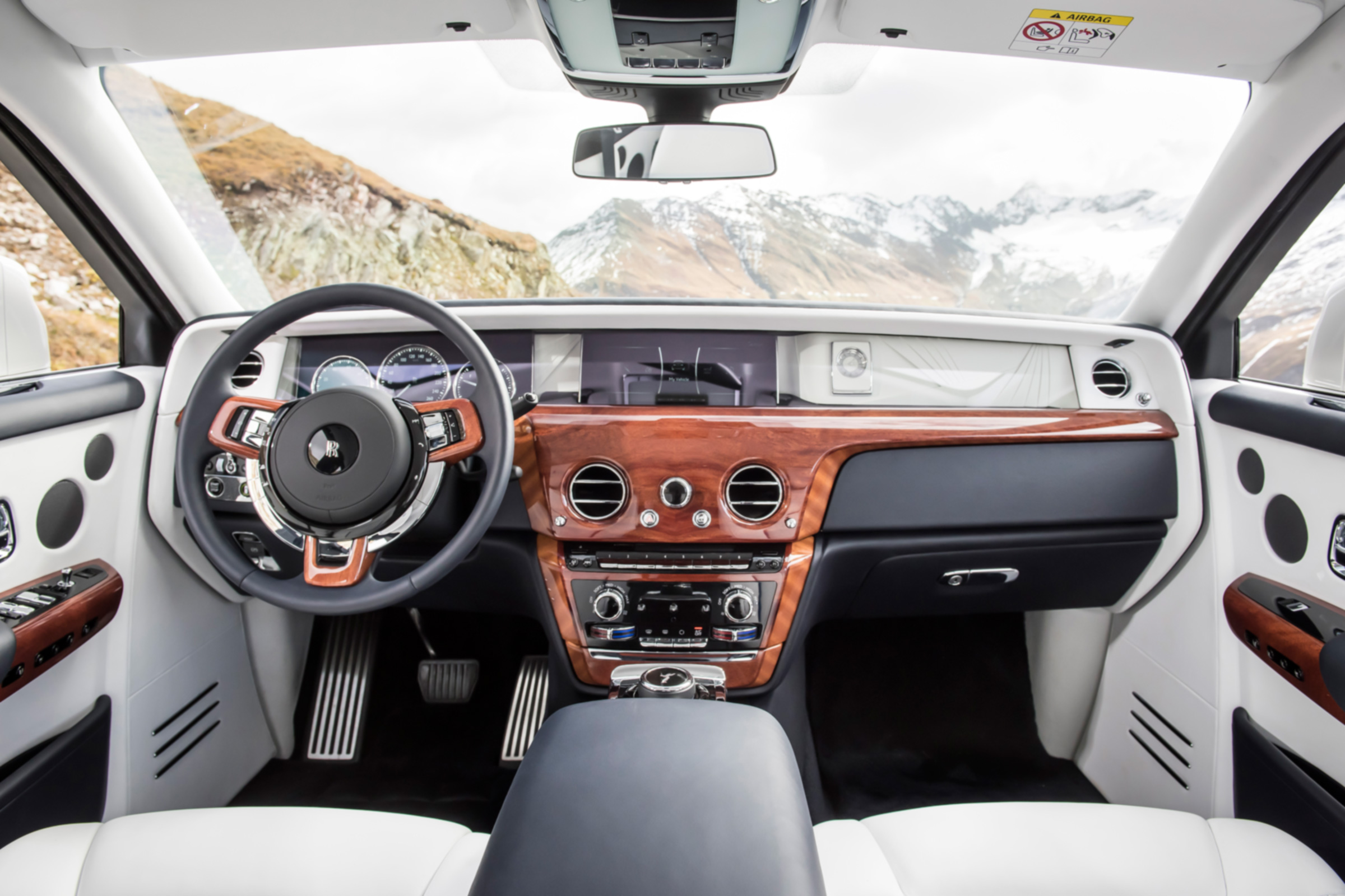 Rolls-Royce Phantom - interior