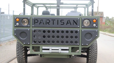 New Partisan One - front grille