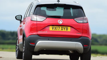 Vauxhall Crossland X - tail-gate