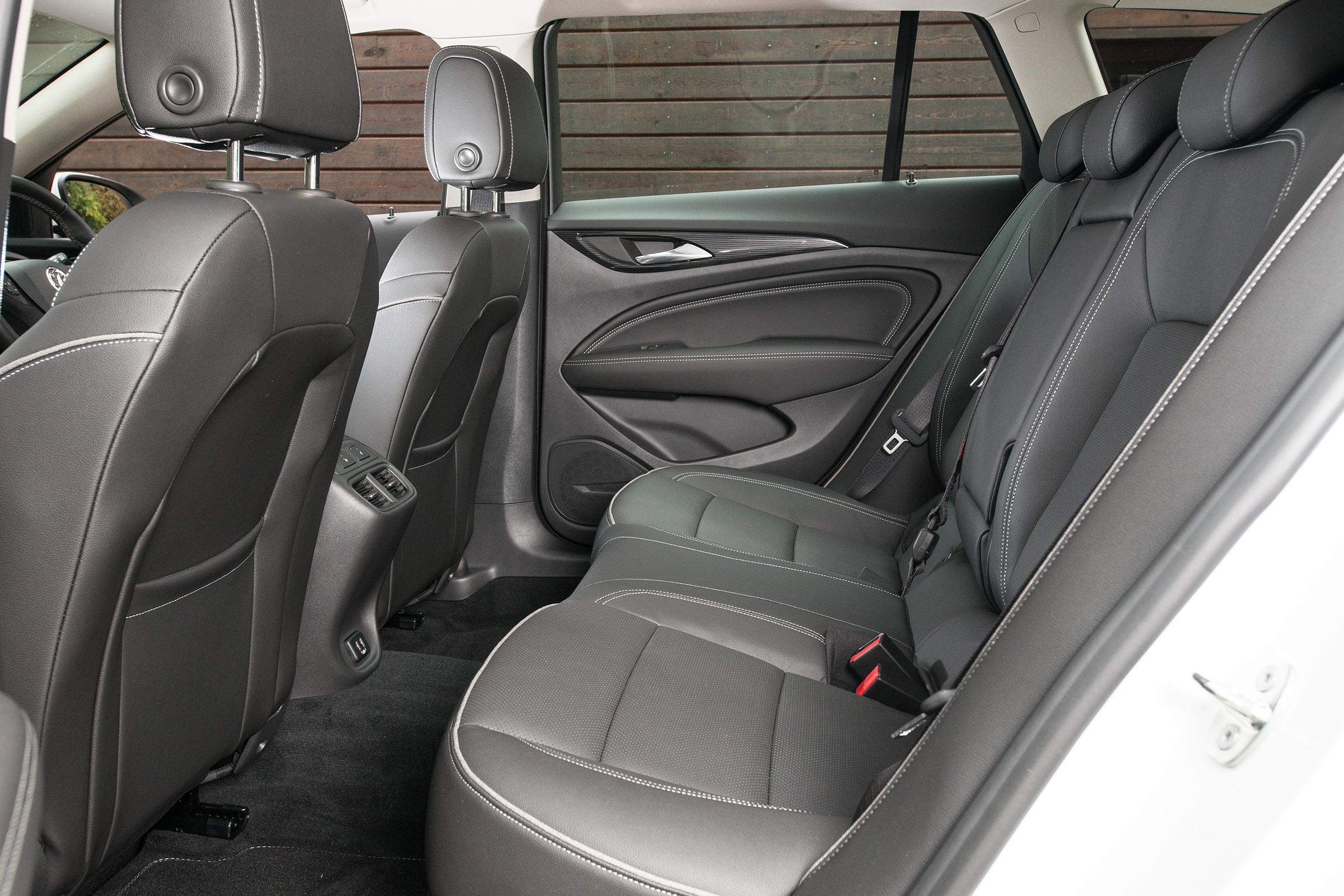 Vauxhall Insignia Country Tourer - back seats