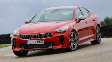 Kia Stinger - front
