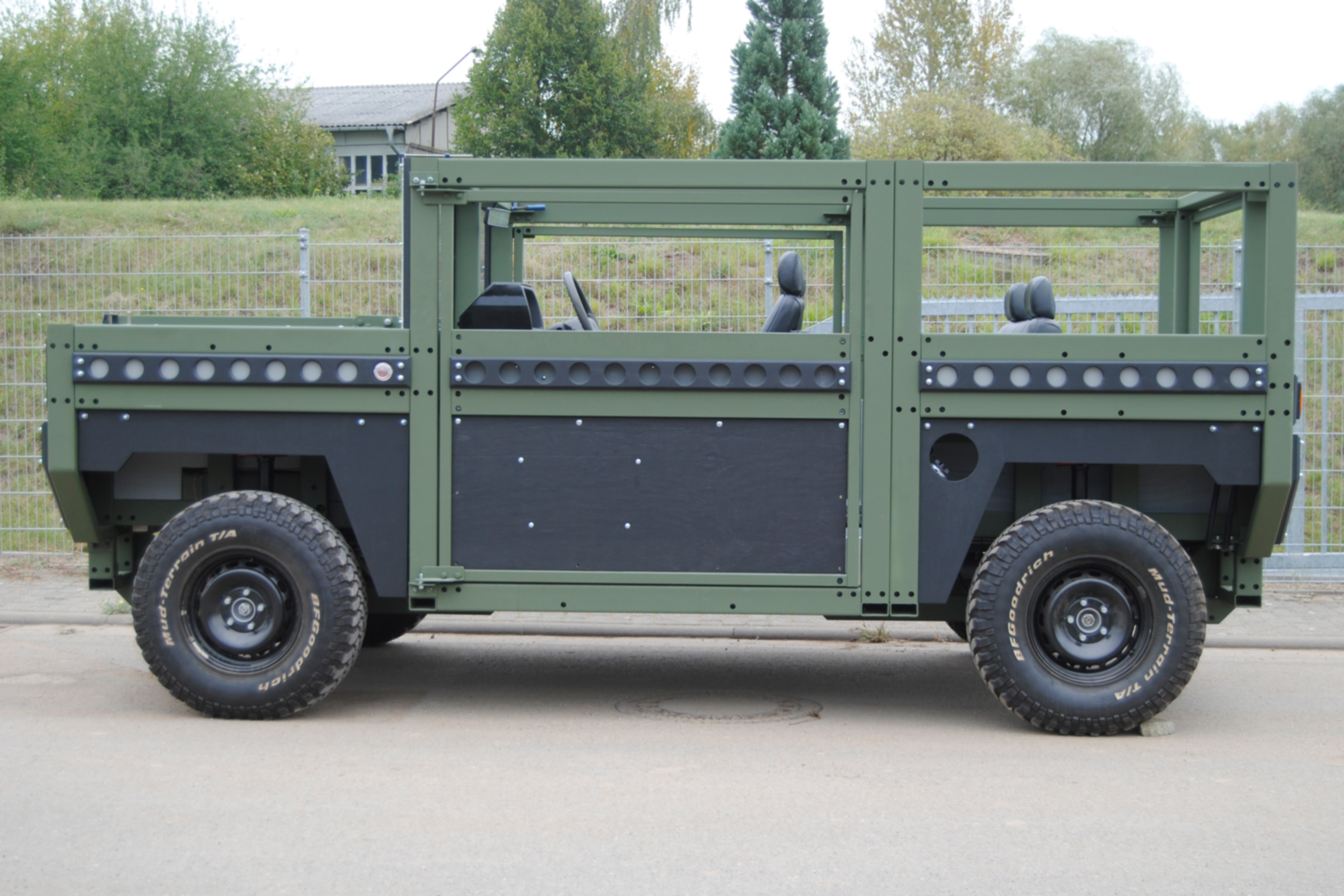 New Partisan One - static side profile