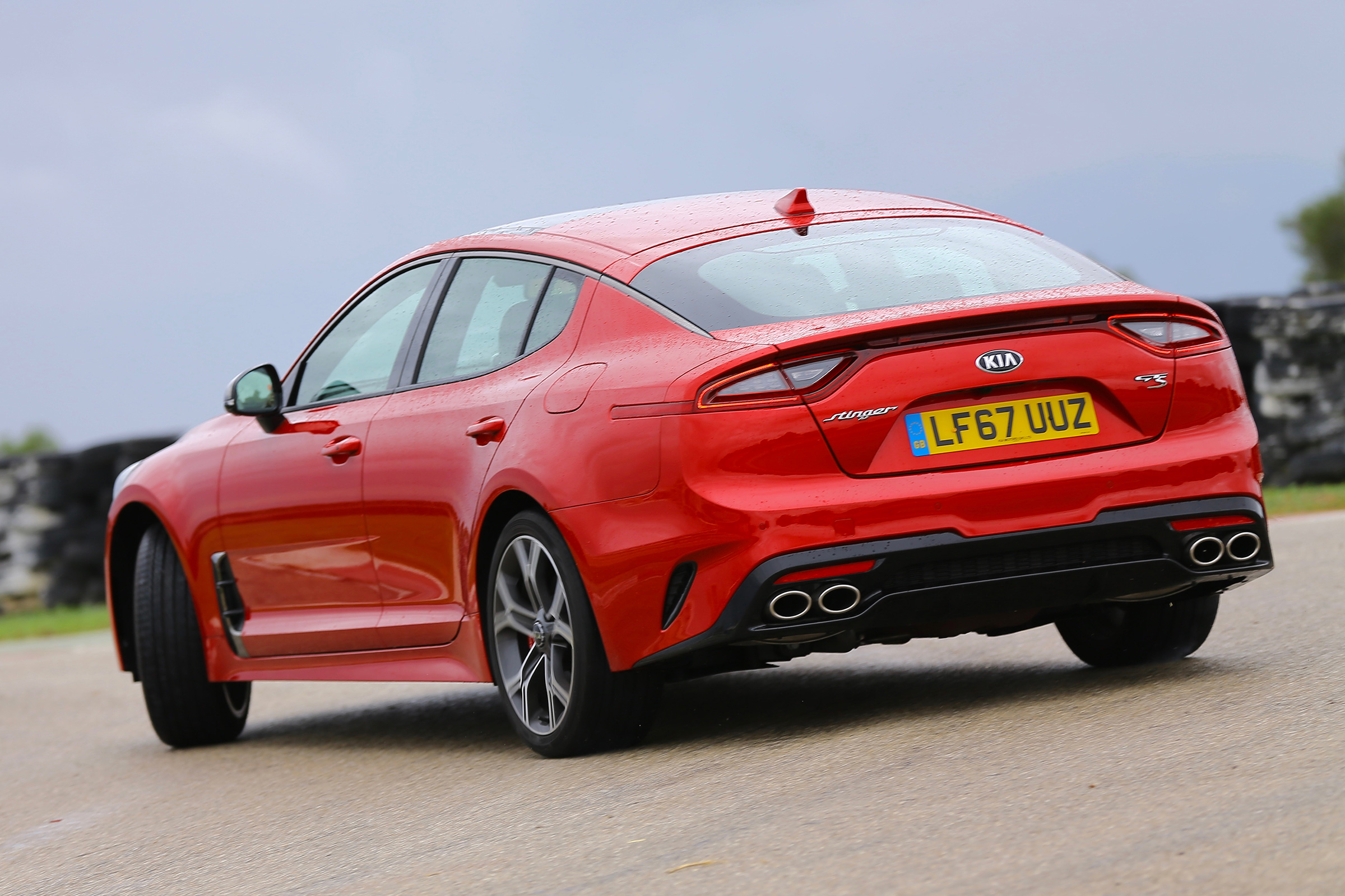 Kia Stinger - rear