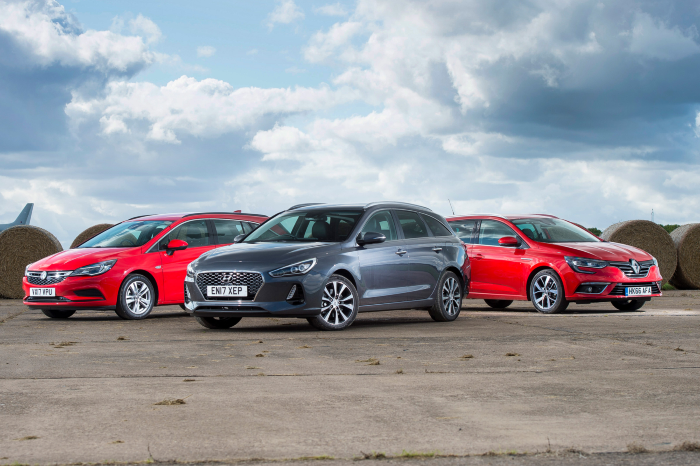 Hyundai i30 Tourer vs Vauxhall Astra Sport Tourer vs Renault Megane Sport Tourer - header