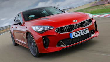 Kia Stinger - front