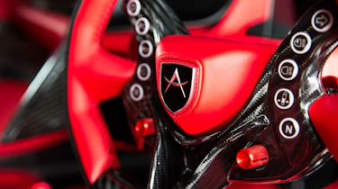 Apollo IE steering wheel buttons