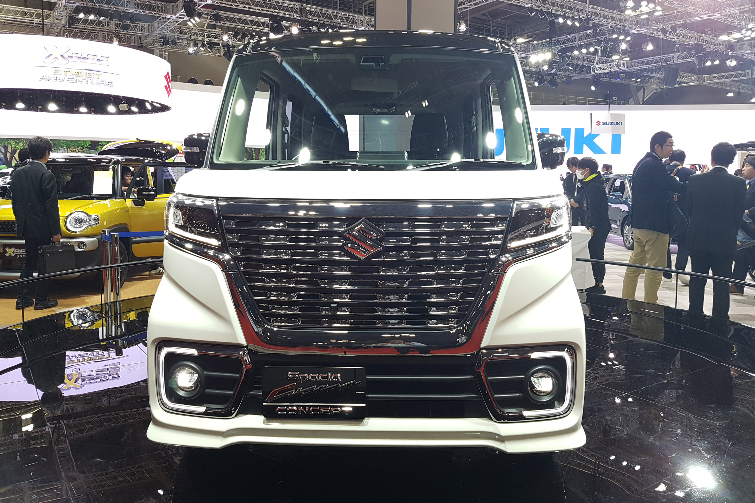 Suzuki Spacia Custom concept grille