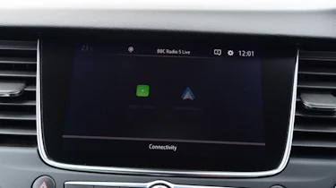 Vauxhall Crossland X - infotainment