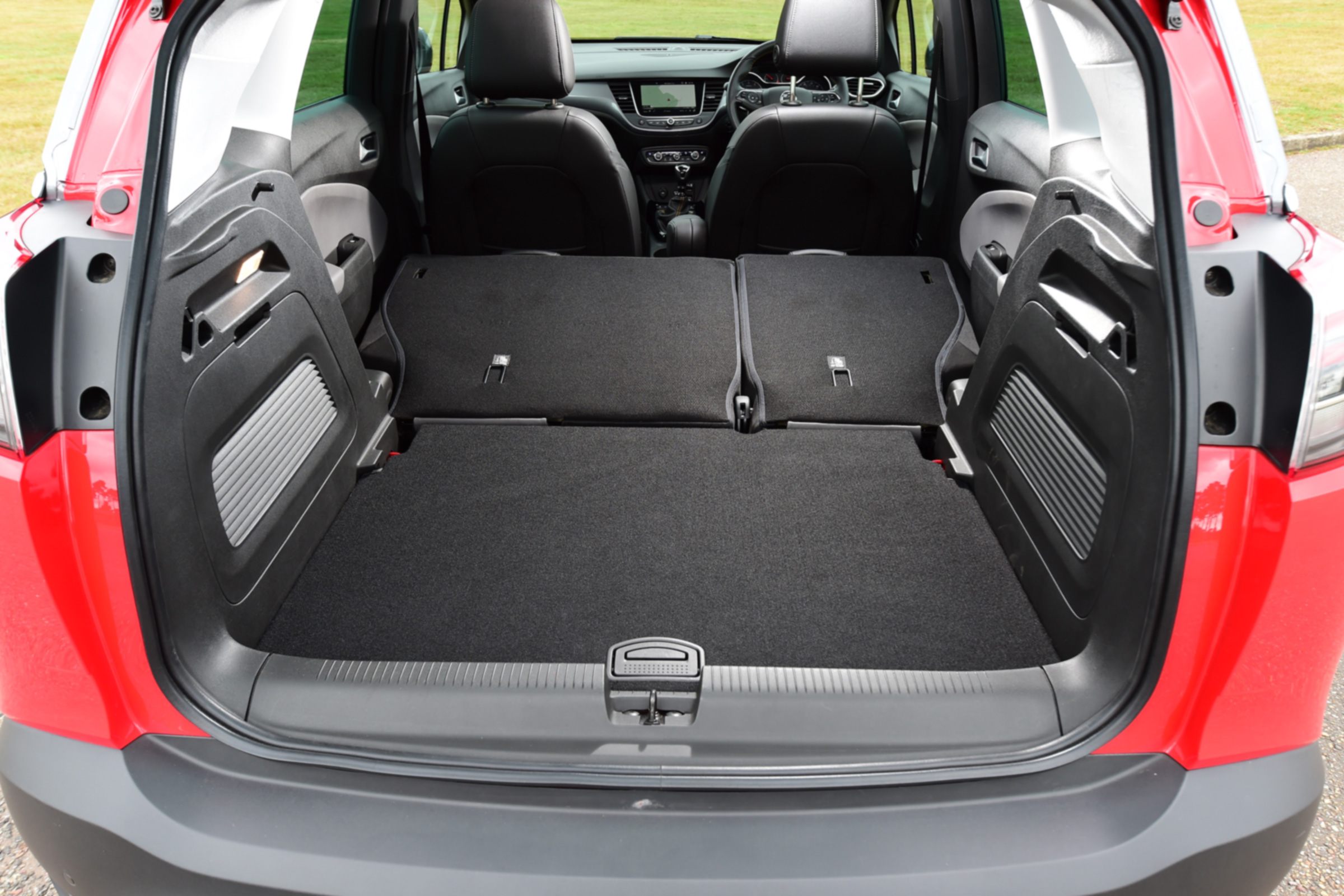 Vauxhall Crossland X - boot seats folded