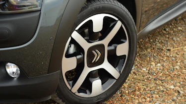 Citroen C4 Cactus - alloy wheel