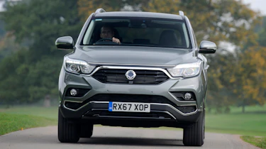 2017 SsangYong Rexton - front