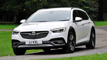 Vauxhall Insignia Country Tourer - front