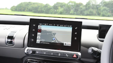 Citroen C4 Cactus - infotainment screen