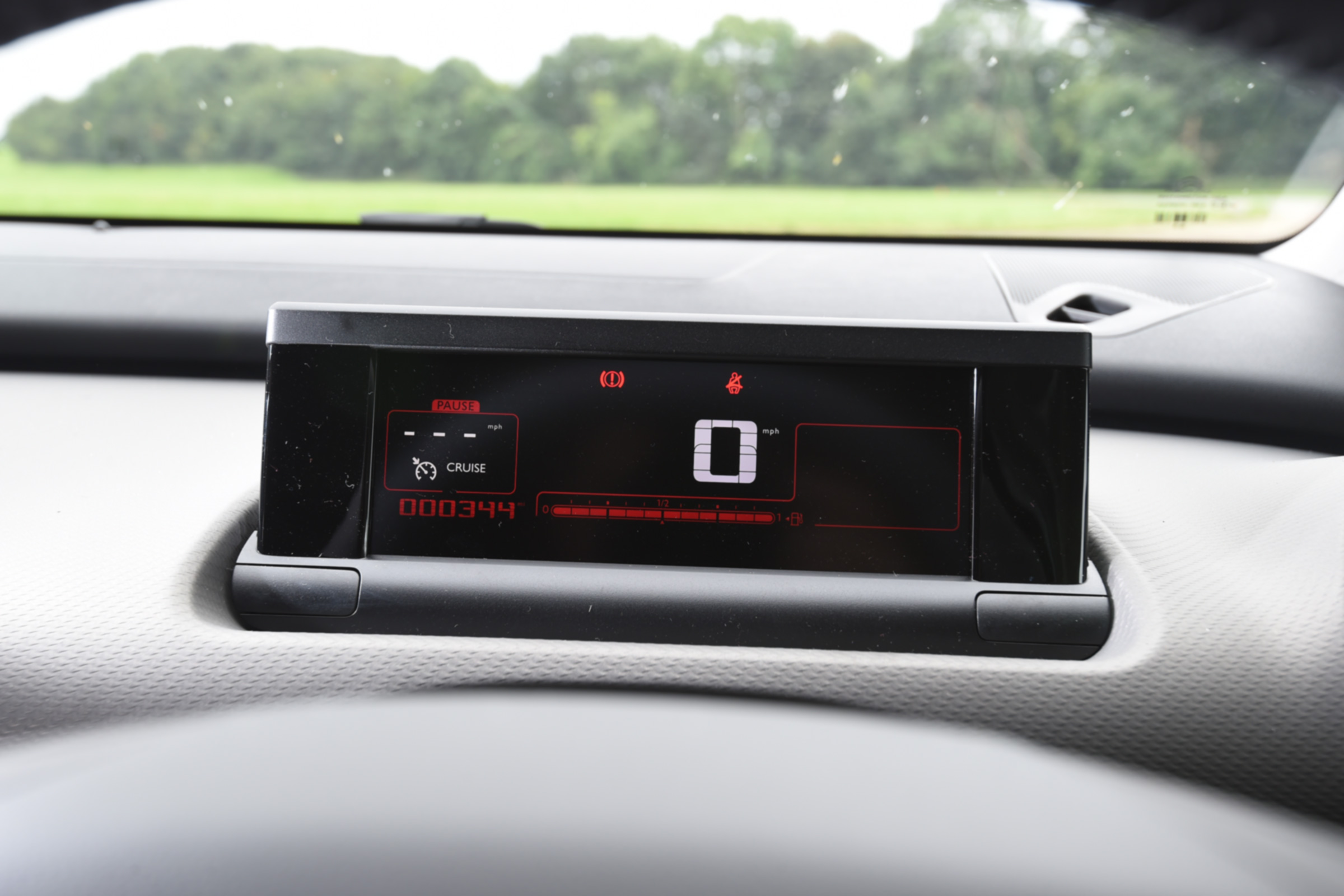 Citroen C4 Cactus - dash