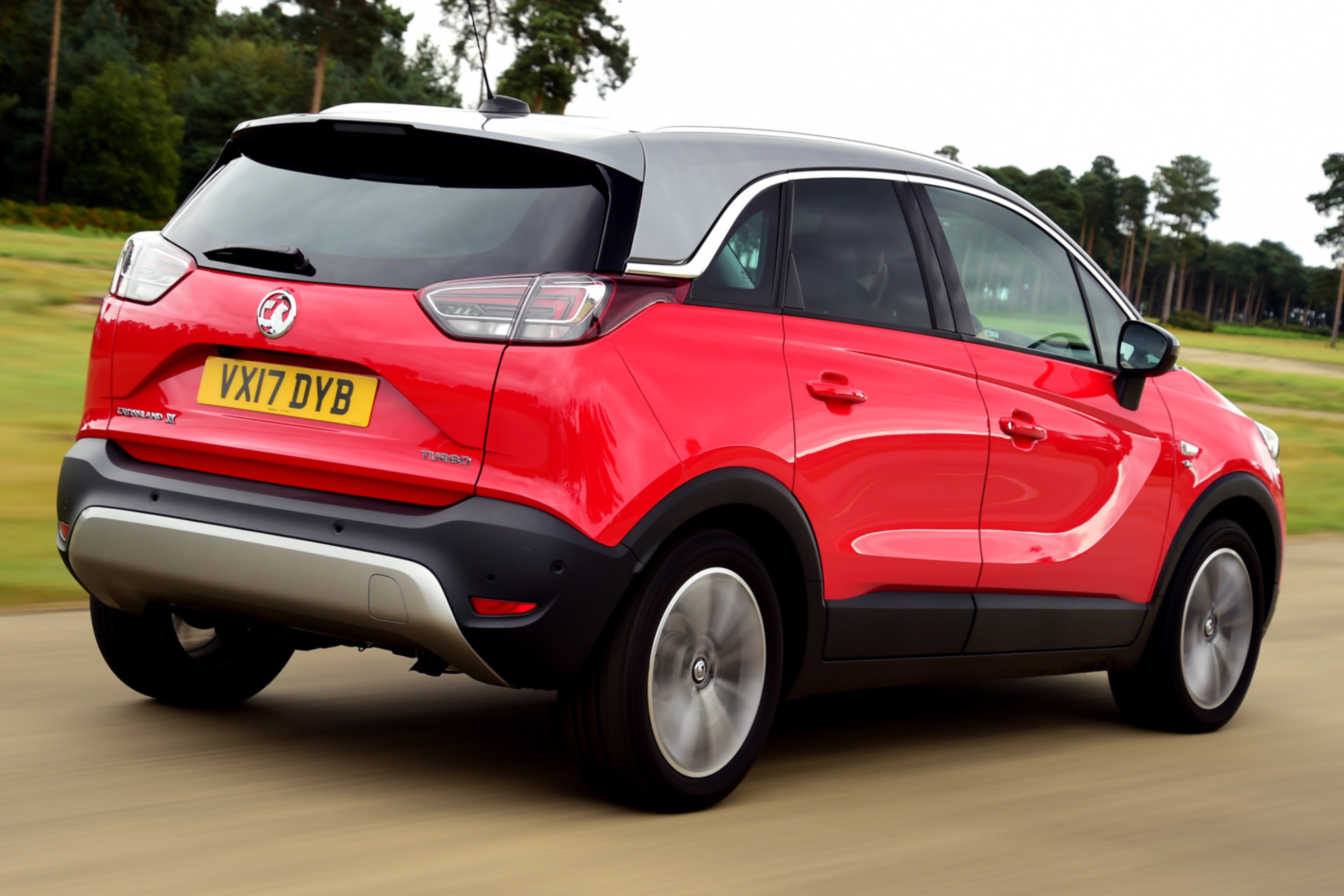 Vauxhall Crossland X - rear