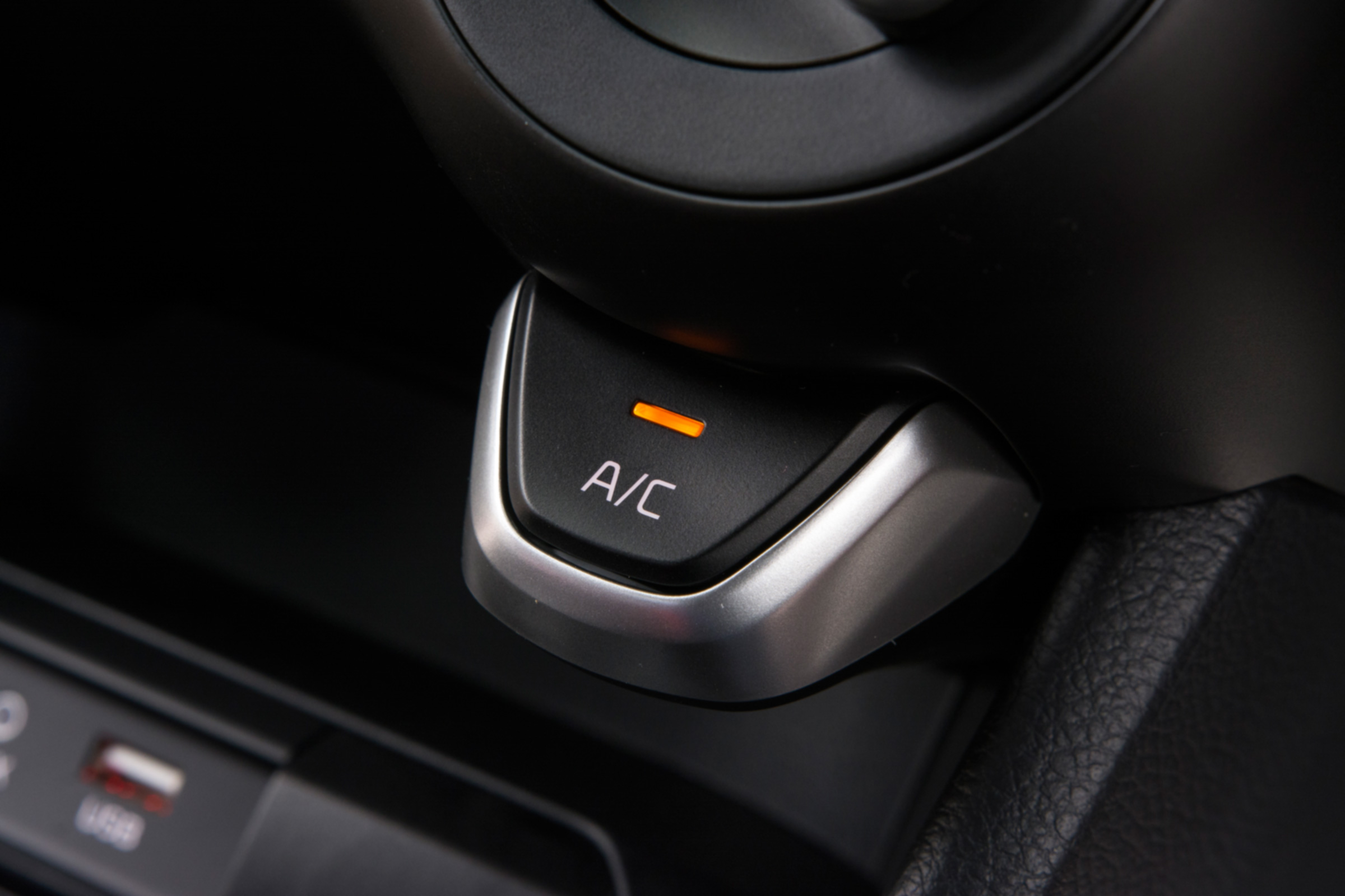 Triple test – Kia Picanto - AC button