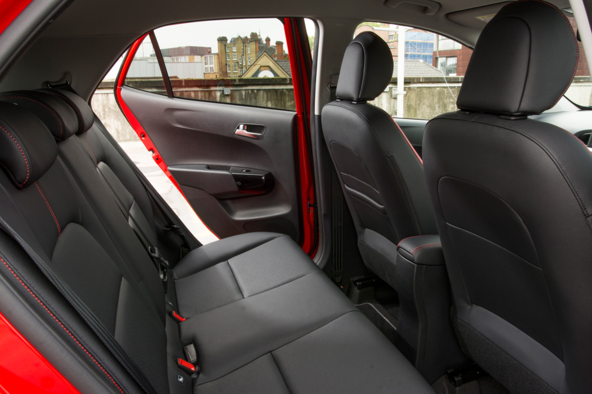 Triple test – Kia Picanto - rear seats