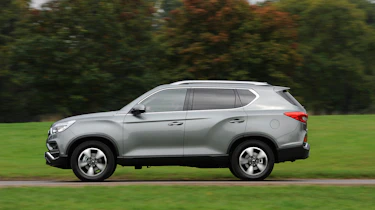 2017 SsangYong Rexton - side