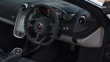 New McLaren 570S Spider - interior
