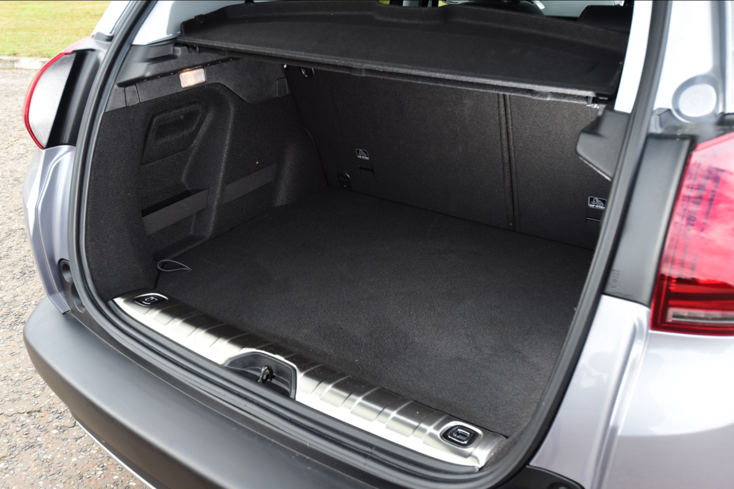 Peugeot 2008 - boot