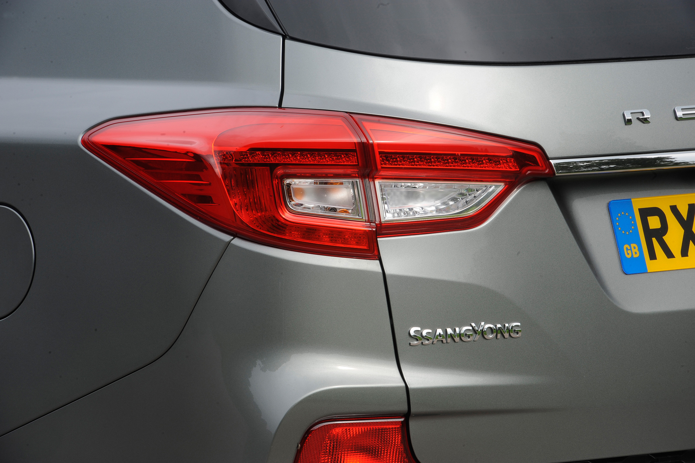 2017 SsangYong Rexton - tail light
