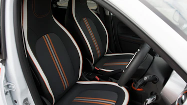 Triple test – Renault Twingo - front seats