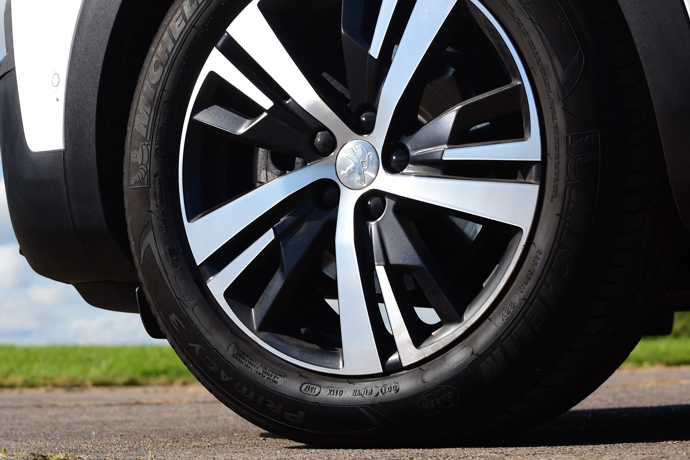 Peugeot 5008 - wheel