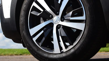 Peugeot 5008 - wheel