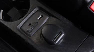 Triple test – Renault Twingo - ports