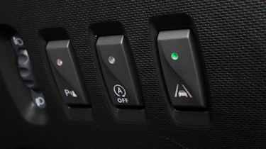 Triple test – Renault Twingo - buttons/assist