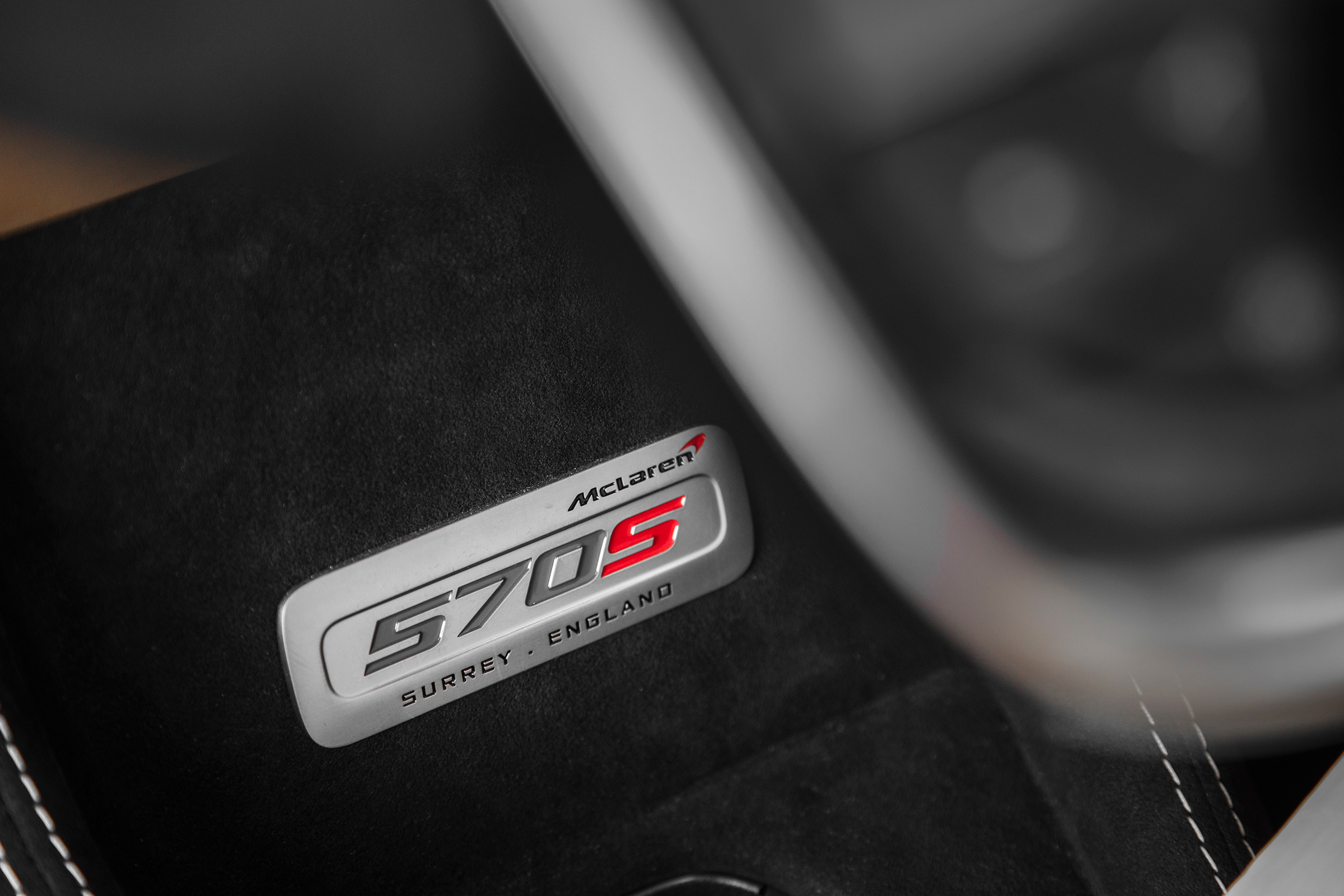 New McLaren 570S Spider - badge