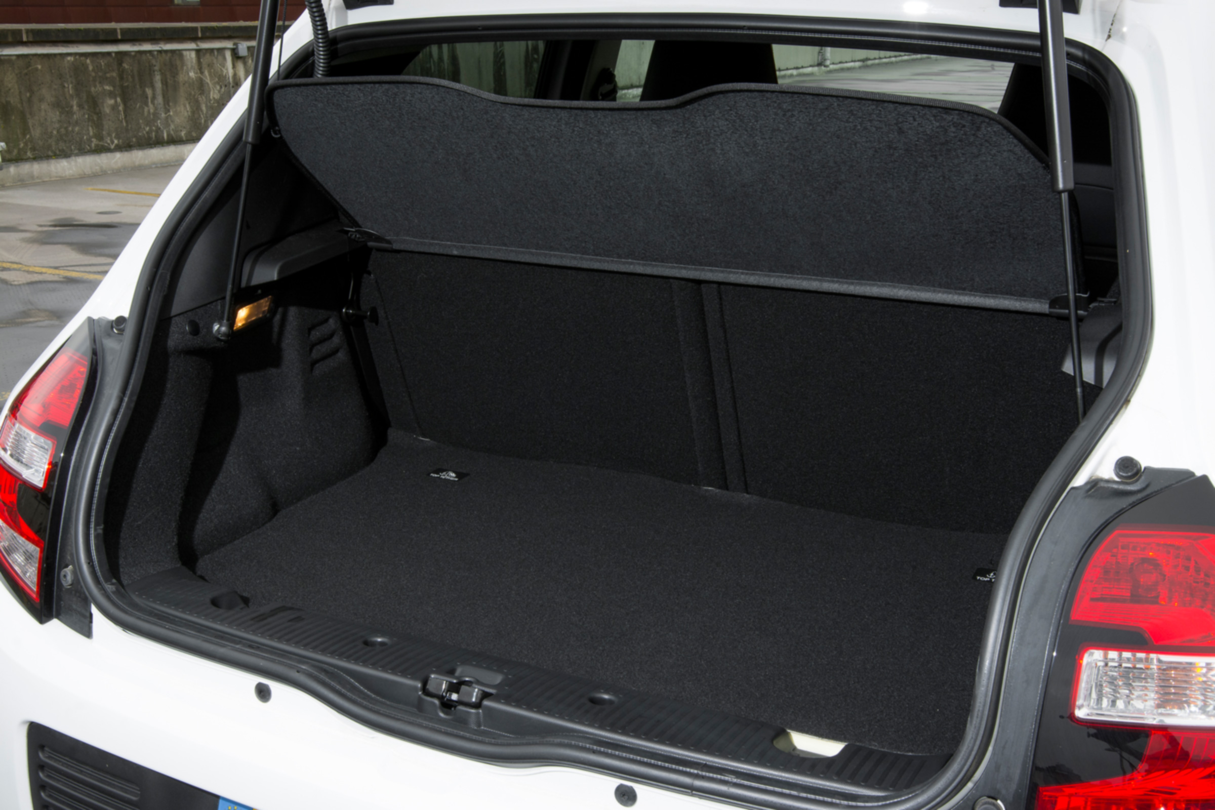 Triple test – Renault Twingo - boot