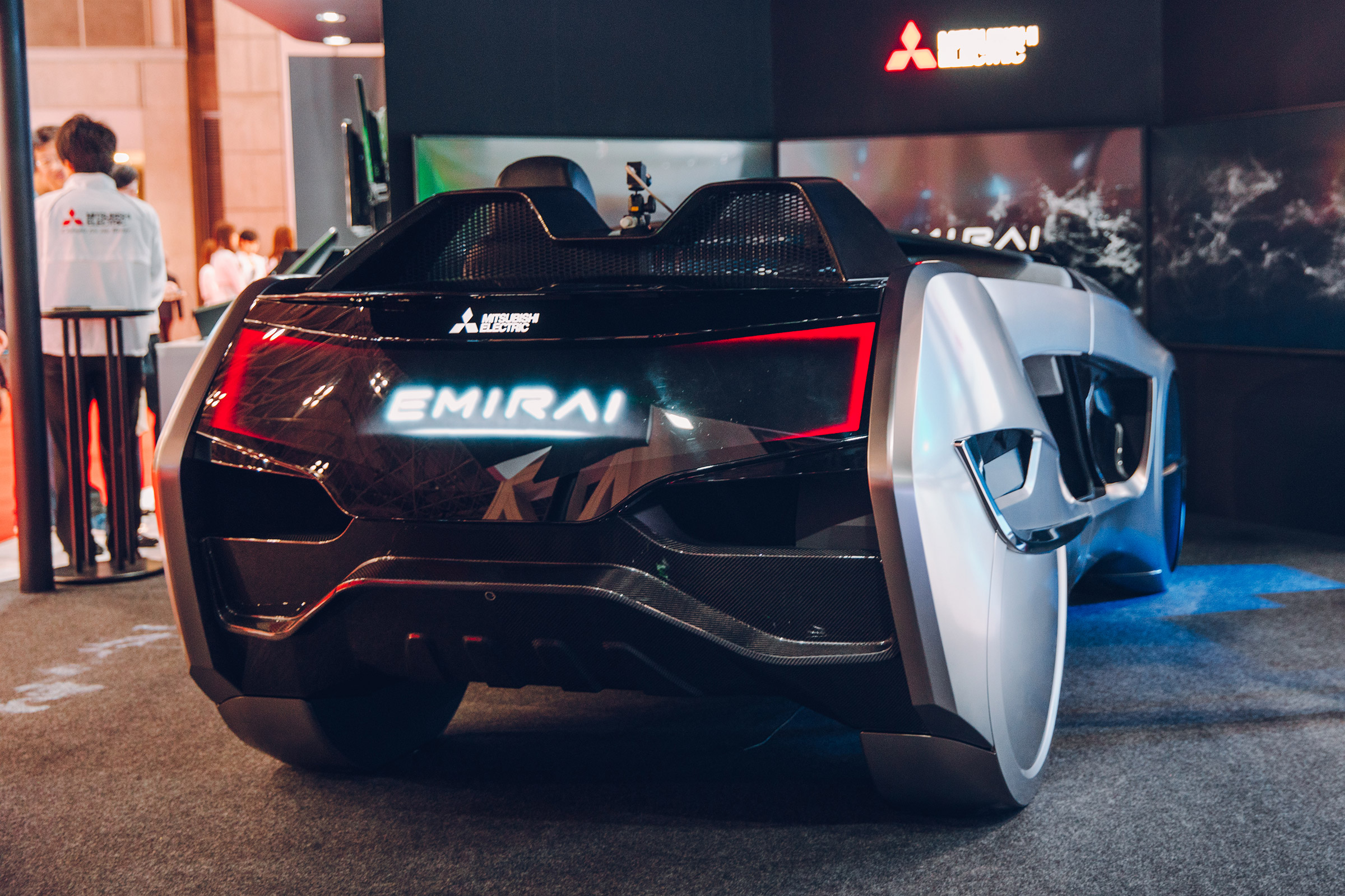 Mitsubishi Electric Emirai 4 - Tokyo full rear