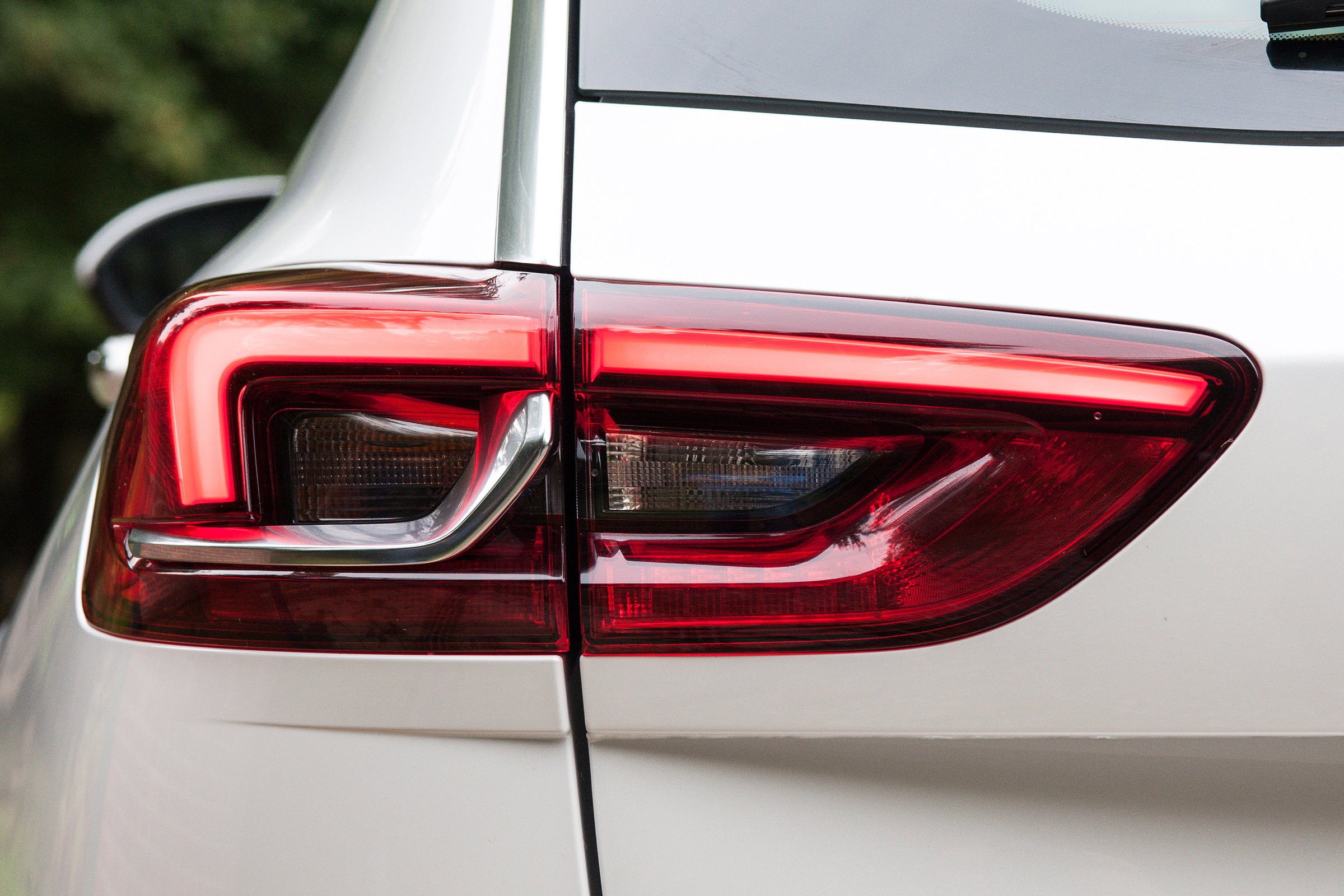 Vauxhall Insignia Country Tourer - tail light