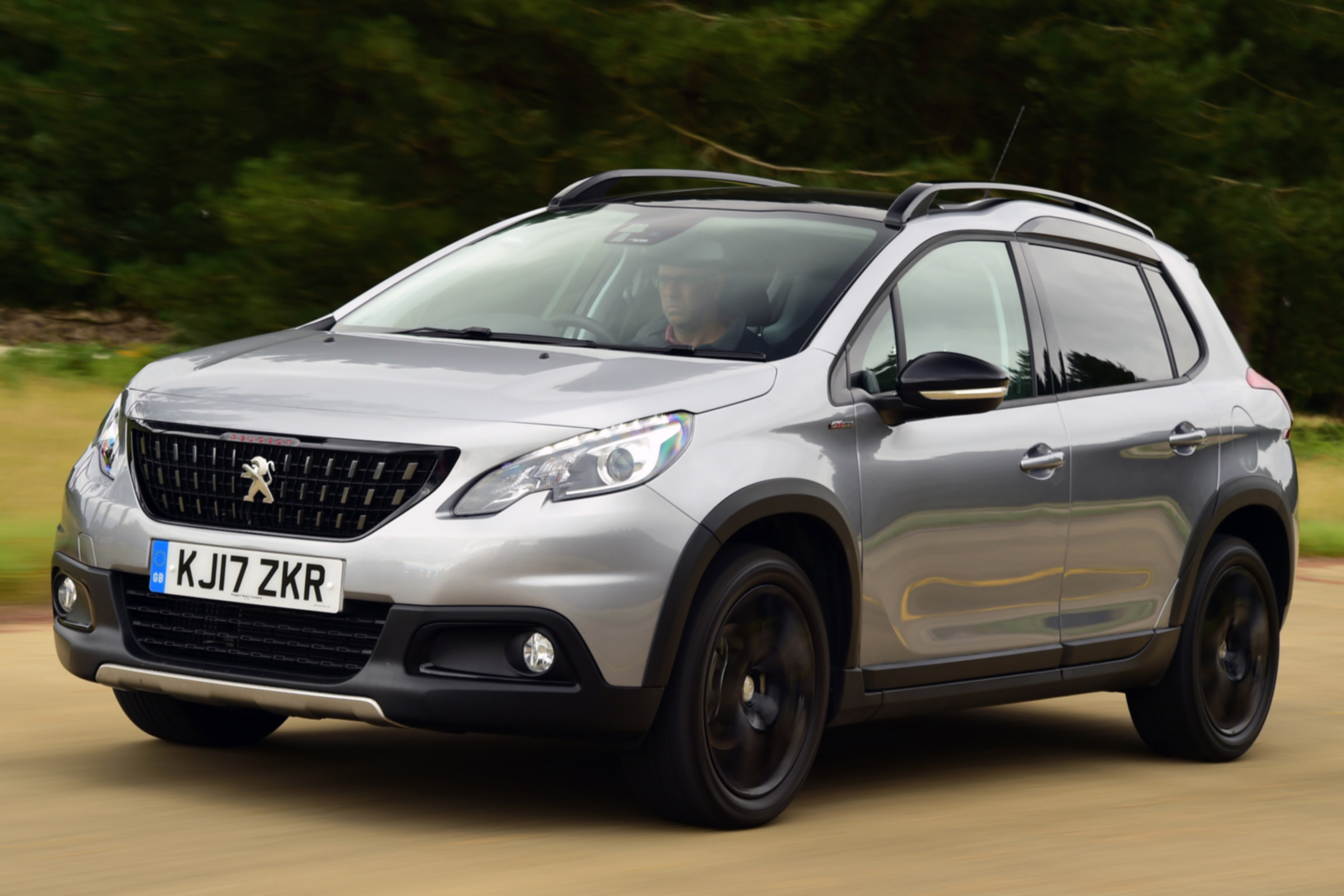 Peugeot 2008 - front