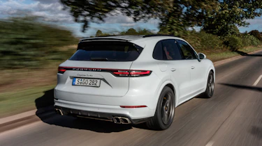 Porsche Cayenne Turbo - rear